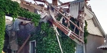 Двое погибших и трое раненых: Россия нанесла почти тысячу ударов по Запорожской области
