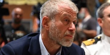 МИД раскрыл детали о визите российского олигарха Абрамовича в Киев