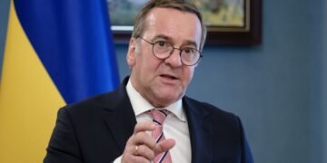 Писториус: Германия даст 300 млн евро на чешскую инициативу по снарядам для Украины