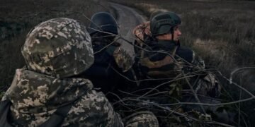 Украинские военные с роботом зачистили село на Харьковщине (видео)