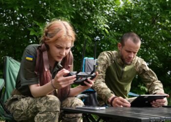 До 100 тысяч гривен: какие доплаты будут военным с новыми контрактами ВСУ