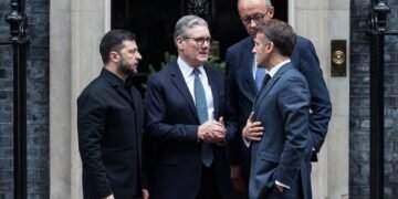 Лидеры Британии, Франции и Германии выставили России условия мира после саммита с Зеленским