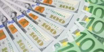 НБУ зміцнив гривню: курс долара та євро на 24 червня