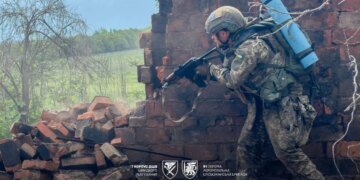 За сутки на фронте зафиксировано 215 боевых столкновений, — Генштаб