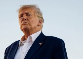Трамп пообещал уничтожить гору Пикакс в Иране