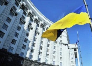Правительство готовит новую формулу расчета пенсий: для части украинцев выплаты могут увеличиться почти вдвое