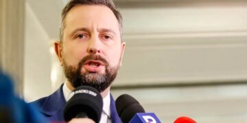 Минобороны Польши жестко поставило на место критиков поддержки Украины после ракетного ада в Киеве
