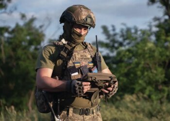 Больше всего боев ведется на Славянском и Покровском направлениях, — Генштаб