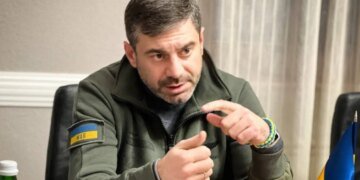 С ВИЧ  четвертой стадии и гепатитом в кухонном наряде: Лубинец раскрыл шокирующий беспредел в украинских ВЛК
