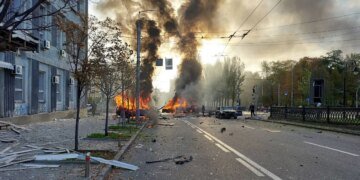 В Киеве раздавались взрывы: столицу атаковали реактивные БПЛА, в области зафиксировали ракету