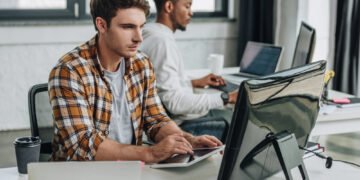 IT-компанії в середньому закривають вакансії майже за місяць – дослідження ITExpert