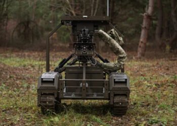 Український бойовий робот уразив ворожу позицію під час операції