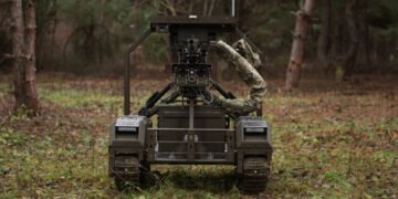 Український бойовий робот уразив ворожу позицію під час операції