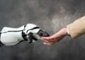 Китай заборонив неповнолітнім користуватися романтичними чат-ботами