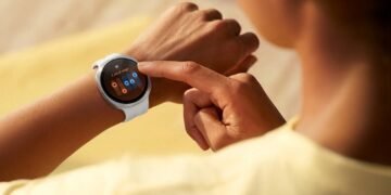 Нові Galaxy Watch аналізують сон, серце та навіть втрату рідини під час тренувань