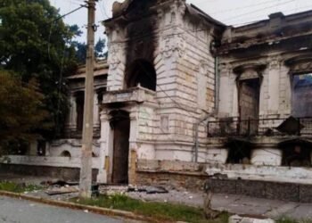 Италия осудила атаку РФ на Херсон, где под удар попало историческое здание посольства