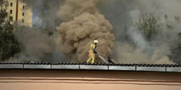 В Чернигове ликвидировали последствия смертельного удара РФ: начато расследование