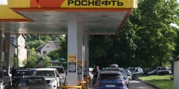 РФ сделала Беларусь «дойной коровой», нарастив импорт бензина до рекордных уровней