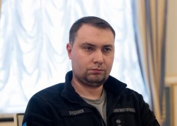Зеленский обсудит с Будановым перезагрузку посольств