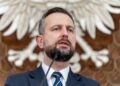 Варшава рассекретит пожертвования Украине и расследует утечку гостайны