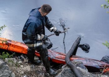 Россия полностью останавливает экспорт дизеля и начнет импорт нефтепродуктов