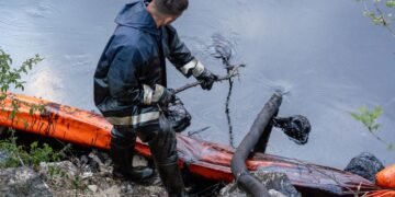 Россия полностью останавливает экспорт дизеля и начнет импорт нефтепродуктов