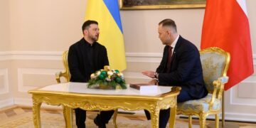 Навроцкий не смог решить с Зеленским вопрос Волынской трагедии и УПА