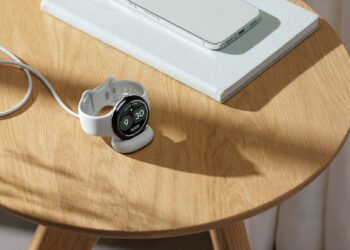 Pixel Watch 5 дебютував з аналізом артеріального тиску й автономністю до 40 годин