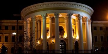 Суд вернул государству Октябрьский дворец в Киеве