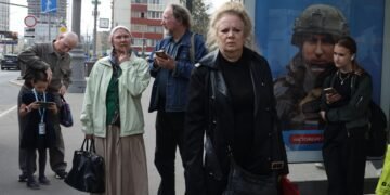 Россияне тратят сбережения на «черный день»: в СЗРУ увидели новый признак кризиса в РФ
