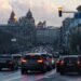 Авто «просится» в вашу полосу: должны ли вы его пропустить