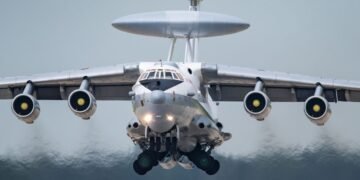 РФ испугалась украинских ракет и подняла в небо почти все самолеты А-50У