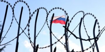 ЕС ударил санкциями по производителям ракет «Искандер» и «Сармат»