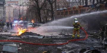 Россия меняет тактику ударов по Украине и пытается измотать Киев