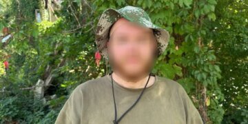 Несколько дней без еды и воды среди мин: уклонист из Кривого Рога заблудился в болтах и сам вызвал полицию