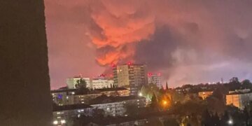 Недалеко от Сочи после атаки вспыхнул пожар в районе российского дивизиона ПВО