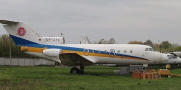 «Сигнал от Путина»: народный депутат заявил о ударе России по самолетам в аэропорту «Жуляны»