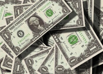 Вартість запозичень для США вперше майже за 20 років перевищила 5%, долар зміцнився – Reuters