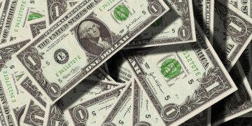 Вартість запозичень для США вперше майже за 20 років перевищила 5%, долар зміцнився – Reuters