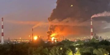 В Самарской области сообщают о атаке на Куйбышевский НПЗ