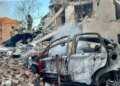 Под завалами могут находиться люди: в Днепре в результате массированной атаки зафиксированы разрушения, погибшие и пострадавшие