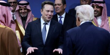 У липні Трамп купував і продавав акції компанії SpaceX — про які суми мова