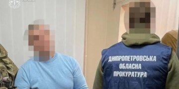 Крот на оборонном предприятии: 56-летний сотрудник из Днепропетровской области сливал России данные об испытаниях ракетного комплекса и иностранных танков