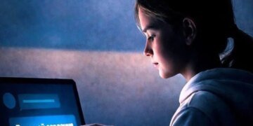 «Легкие деньги» как ловушка: Лубинец рассказал, как Россия вербует украинских детей через интернет