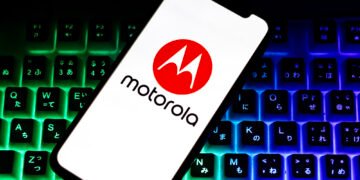 Motorola представить новий смартфон 22 вересня: можливо, це Signature 27