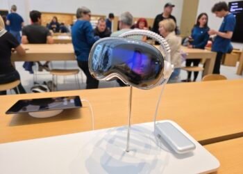 Apple шукає новий формат для Vision Pro: подробиці розробки
