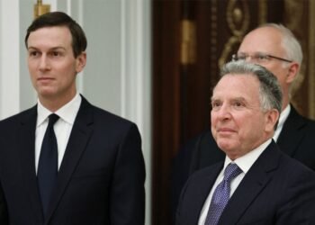 СМИ анонсировали трехсторонние переговоры в США, у Зеленского и Путина — отрицают