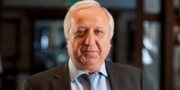 ВСК вновь вызовет бывшего председателя НС Сенс Банка Аджунера