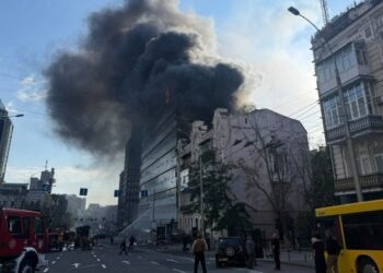 Зеленский подтвердил удар РФ по клинике «Добробут» в Киеве и показал последствия