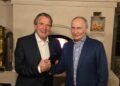 Путин пригласил Шредера домой на День рождения